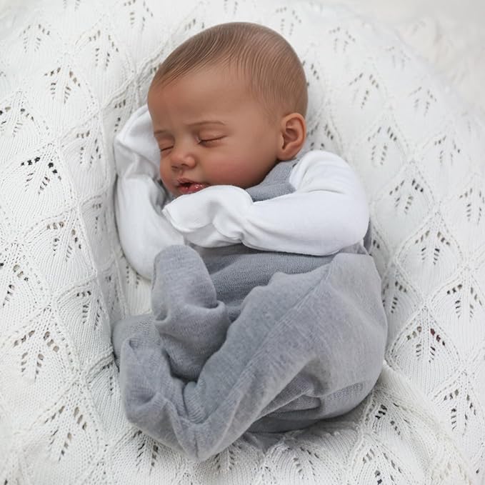 WOOROY Realistic Reborn Baby Dolls Black - 18 Inch Real Life Baby Doll African American Real Baby Boy, Lifelike Newborn Baby Doll Poseable Soft Body, Gift Set with Accessories for Kids Aged 3+