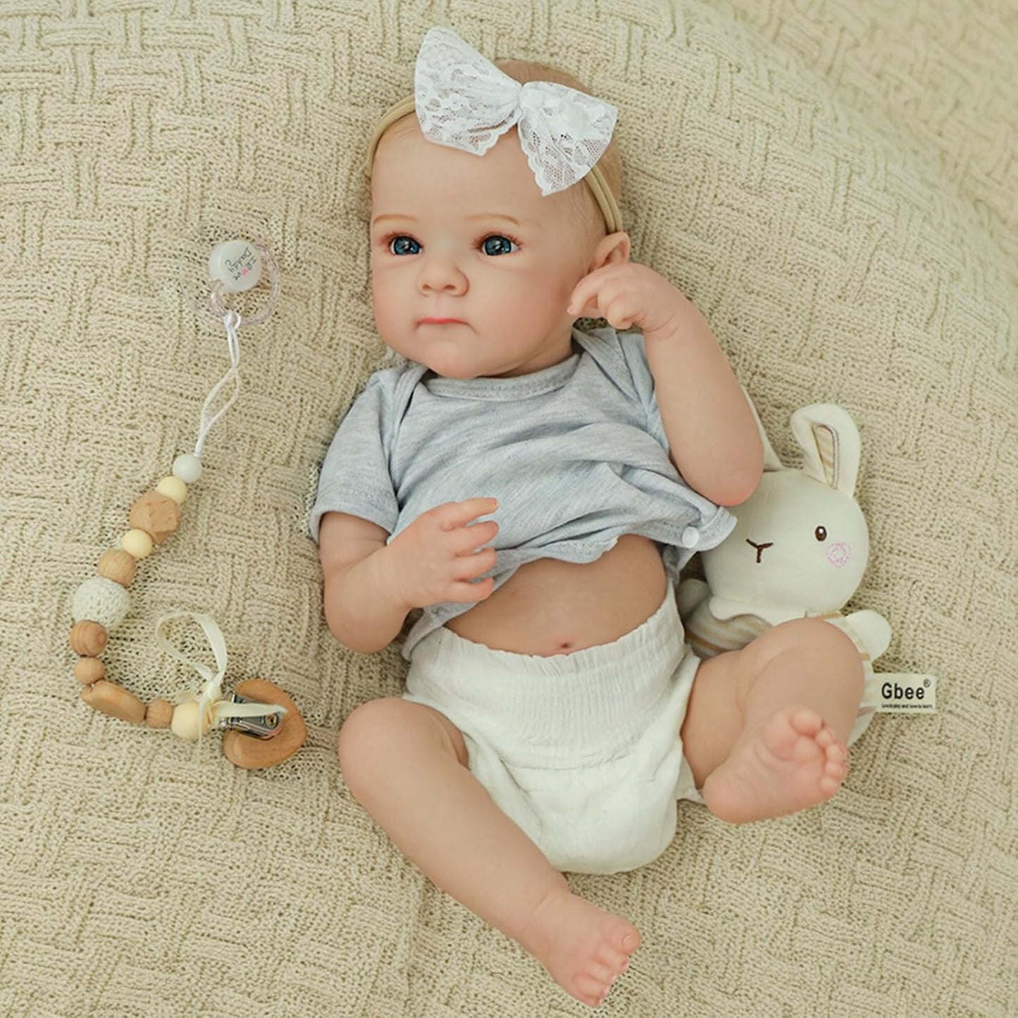 WOOROY Realistic Reborn Baby Dolls - 20 Inch Lifelike Newborn Baby Girl with Full Vinyl Body, Real Life Baby Doll Gifts Toy Set with Accessories for Kids Age 3+