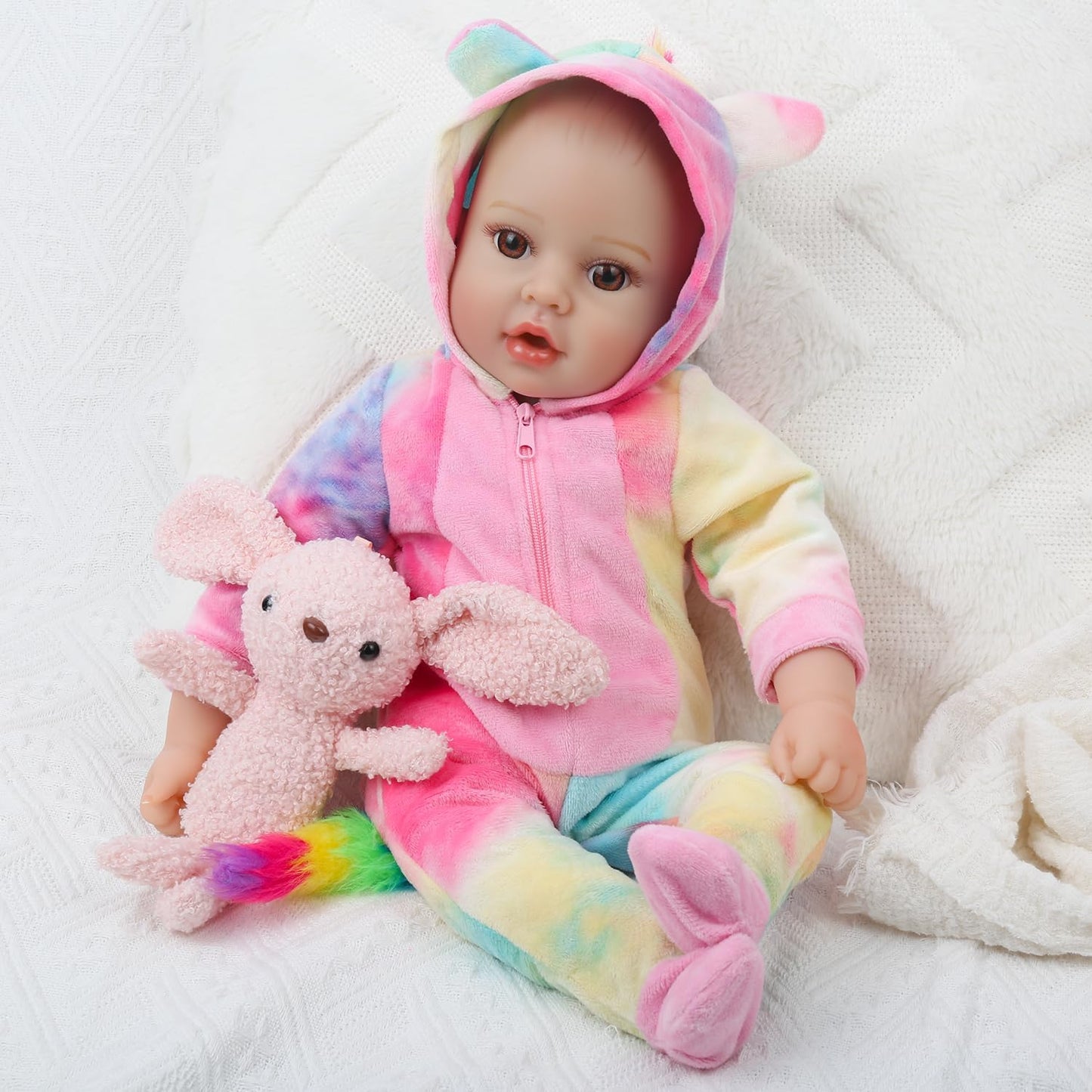 Lifelike Baby Dolls Girl, 18 inch Large Realistic Sweet Soft Body Baby Doll Real Life Baby Dolls Girl, with Accessories Gift for Kids Age 3 4 5 6 7 8+